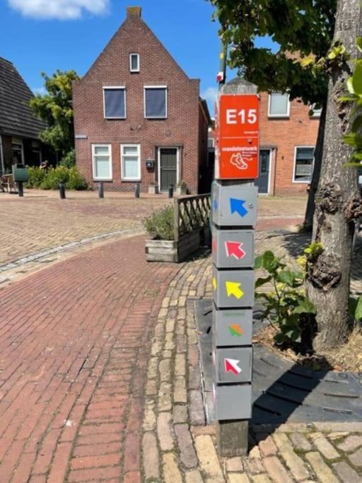 De Scheve Deur Vila Vollenhove Exterior foto